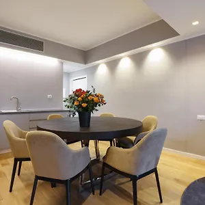 Apartament Prestige Boutique -piazza Duomo, Mediolan